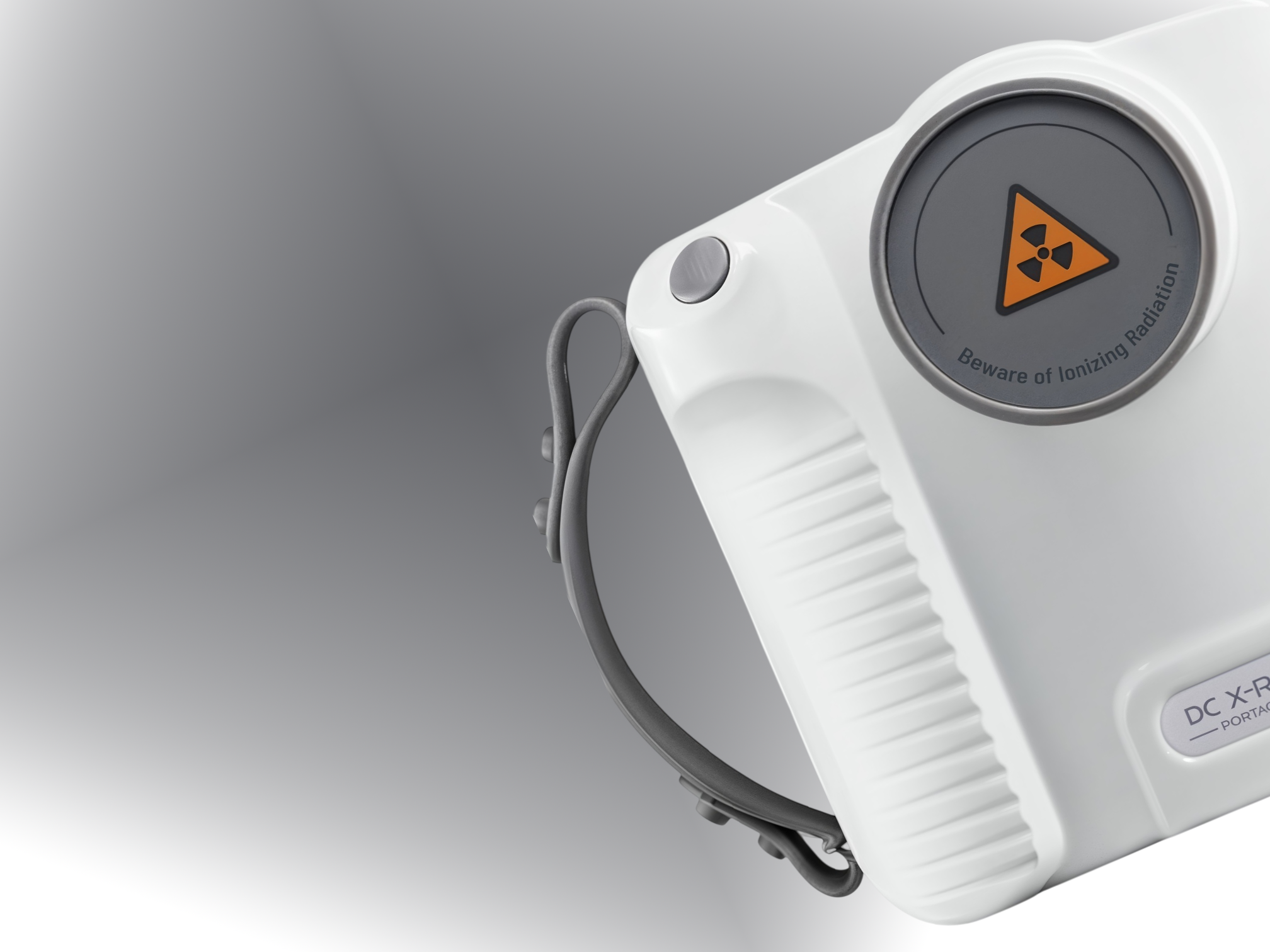High-frequency technology ensures clearer imaging with significantly reduced radiation exposure.