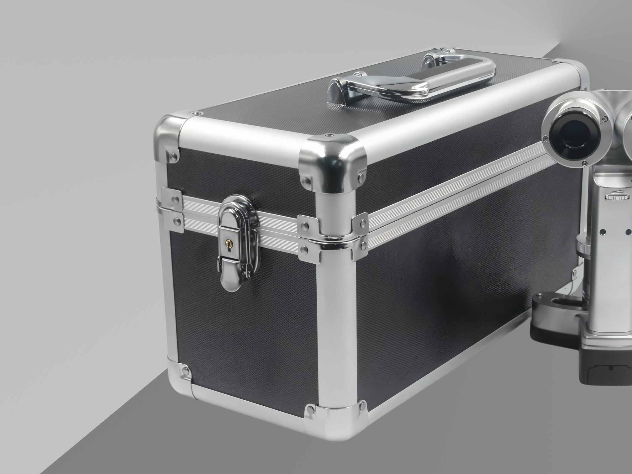 Versatile application supports screening in hospitals, emergency rooms, and field conditions.